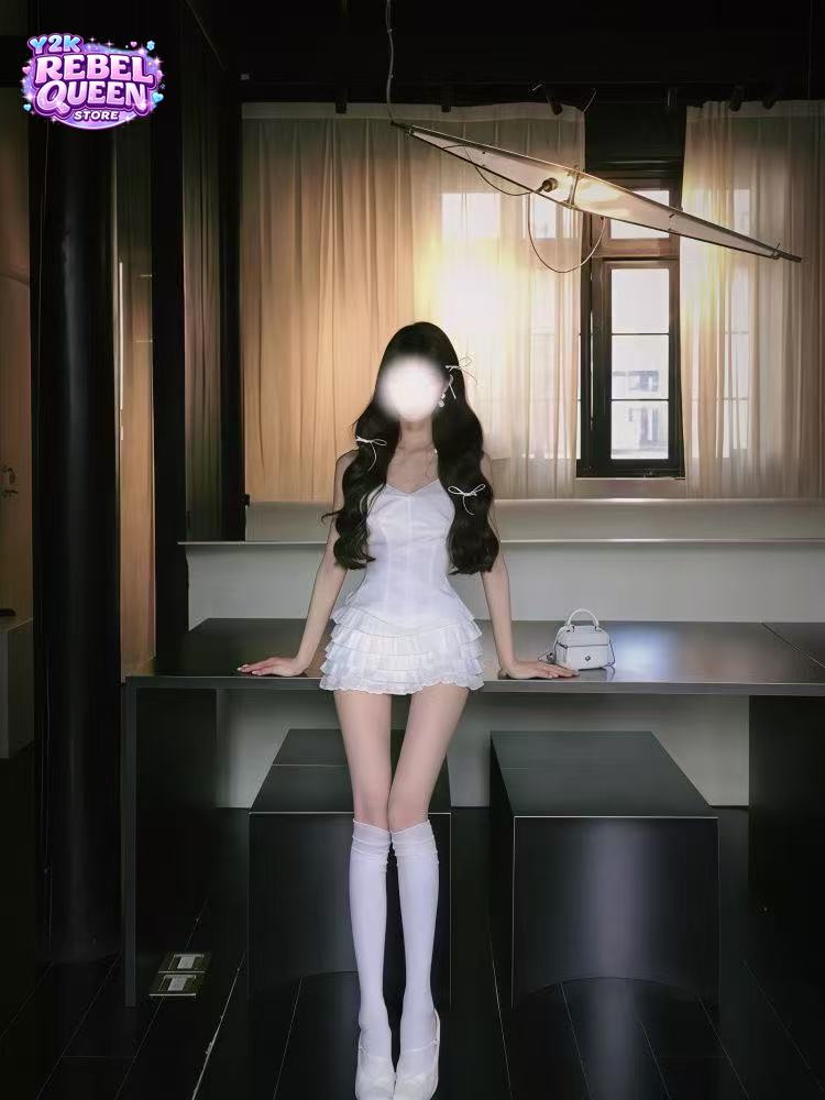 Ruched Dress Mini - コケットスイートセクシーキャミソールドレス女性用レースラッフルヘムスパゲッティストラップルーシュドスリムフィットボディコンミニドレスエレガントパーティーウェア