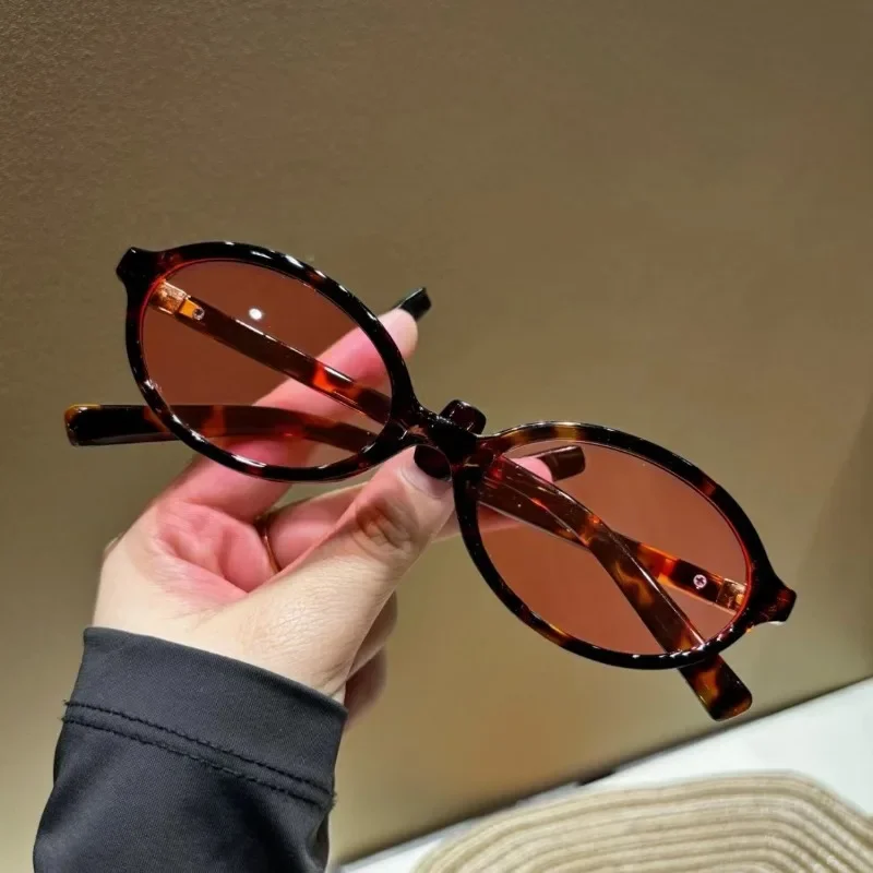 Women Fashion Glasses - 新しいオーバルシェイプサングラス クラシックメンズヴィンテージサングラス レディースアウトドアレジャーアイウェア UV400グラスシェード