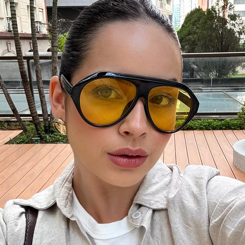 ファッションオーバーサイズパイロットサングラス レディース  - Women'S Fashion Eyeglasses のレビューと価格