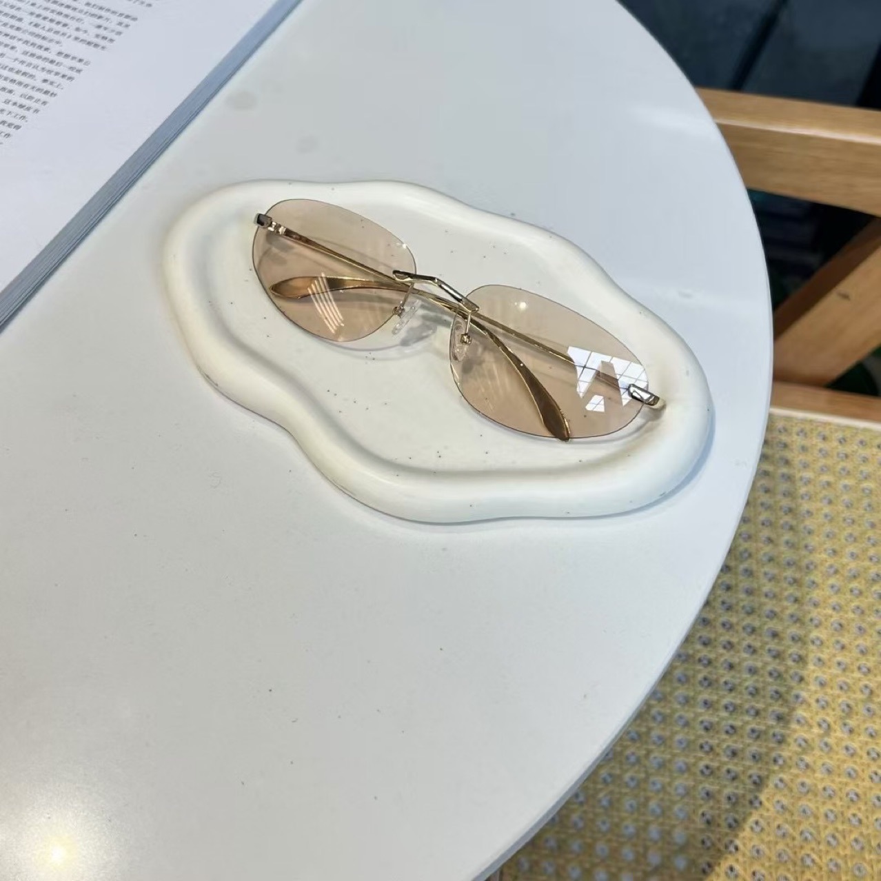 UV400 リムレスシェード、キャットアイミニマリストサング - Women'S Fashion Eyeglasses のレビューと価格