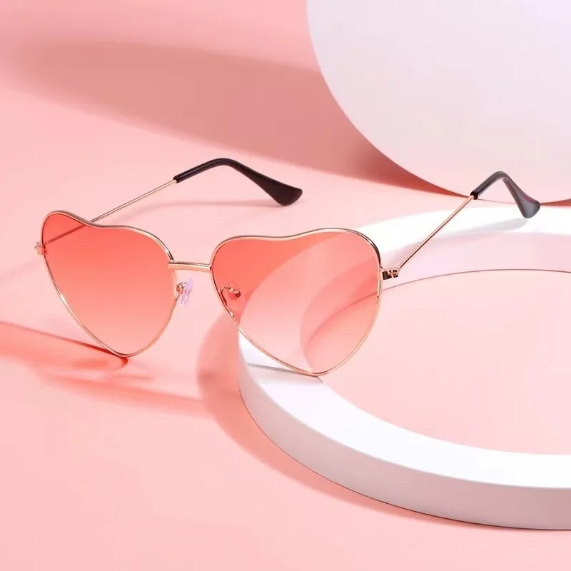 ファッションハート型メタルサングラスヴィンテージトレンディス - Women'S Fashion Eyeglasses のレビューと価格