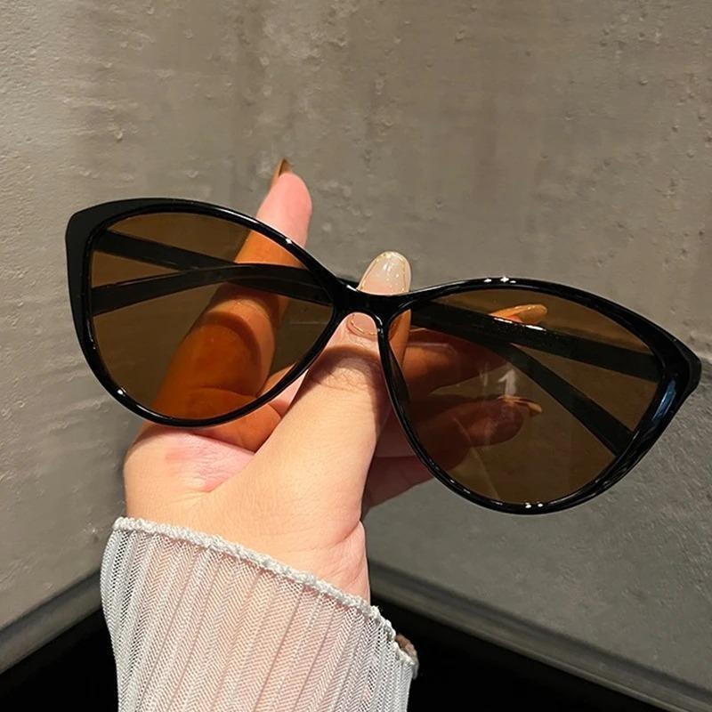 1Pc レトロフレームキャットアイサングラス女性トレンディヴ - Women'S Fashion Eyewear のレビューと価格